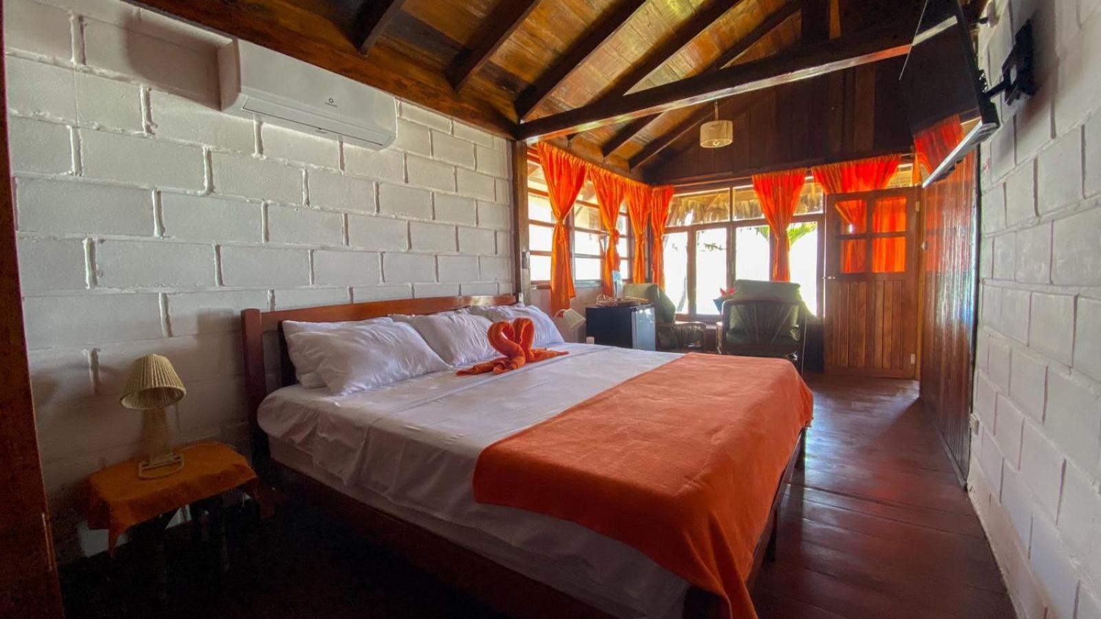 Hanga Roa Hotel Montañita Pokoj fotografie